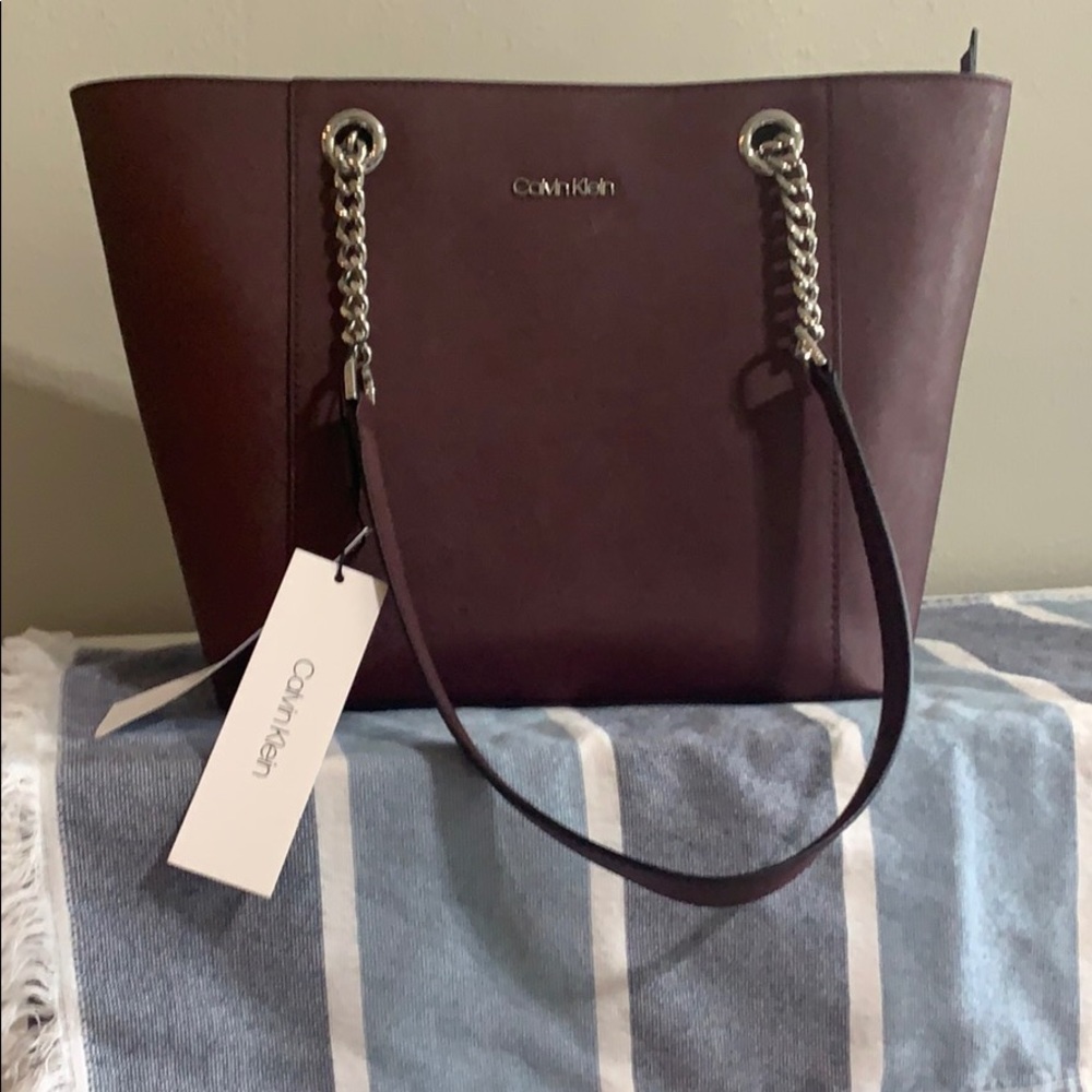 Calvin Klein Maroon L-Kitote